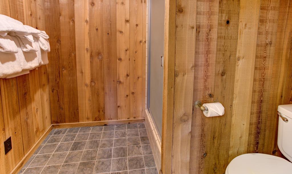17B Tylers Timber Lodge Вавона Экстерьер фото